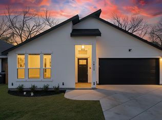 1812 Dillard St, Fort Worth, TX 76105