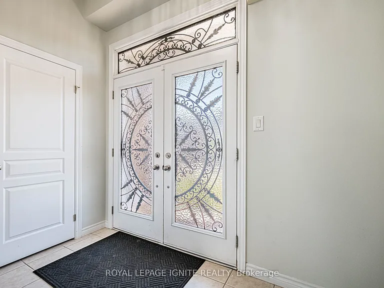 18 Monkton Cir — Photo 6