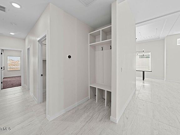 4th image of 621 Paseo Campanero St