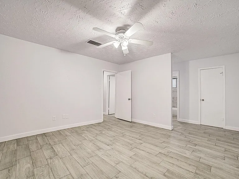 3918 Cypressdale Dr — Photo 27