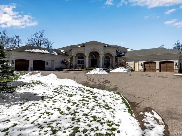 4730 Thompson Rd, Clarence, NY 14031