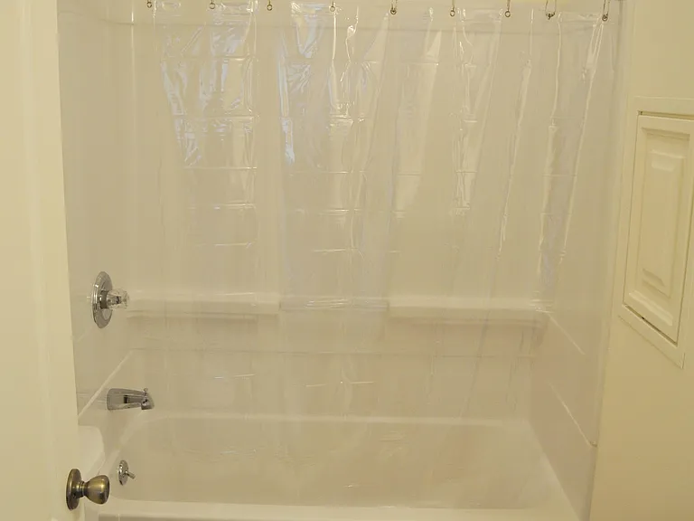 203 Williams St #5 — Photo 8