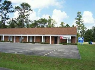 109 Executive Dr, Moss Bluff, LA 70611
