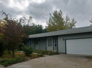 2822 Cimarron St, Montrose, CO 81401