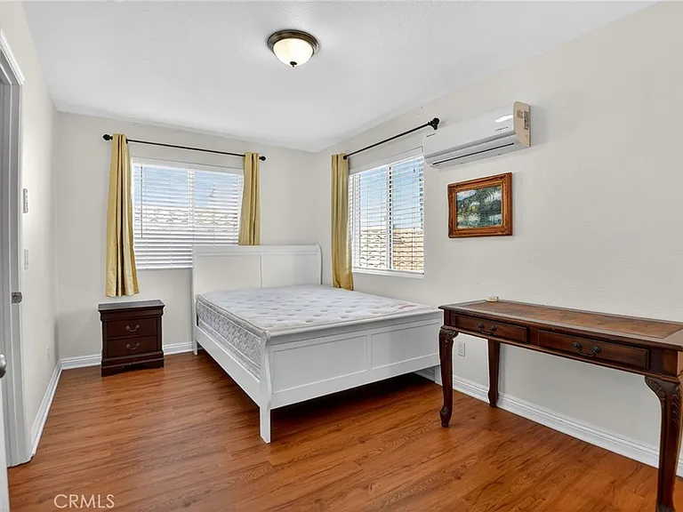 20122 Candleflame Ct — Photo 23