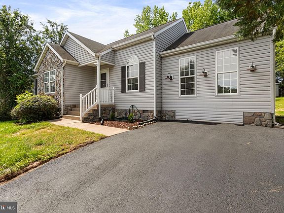 4th image of 7306 Pullen Dr