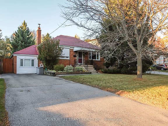 5th image of 172 Phyllis Ave