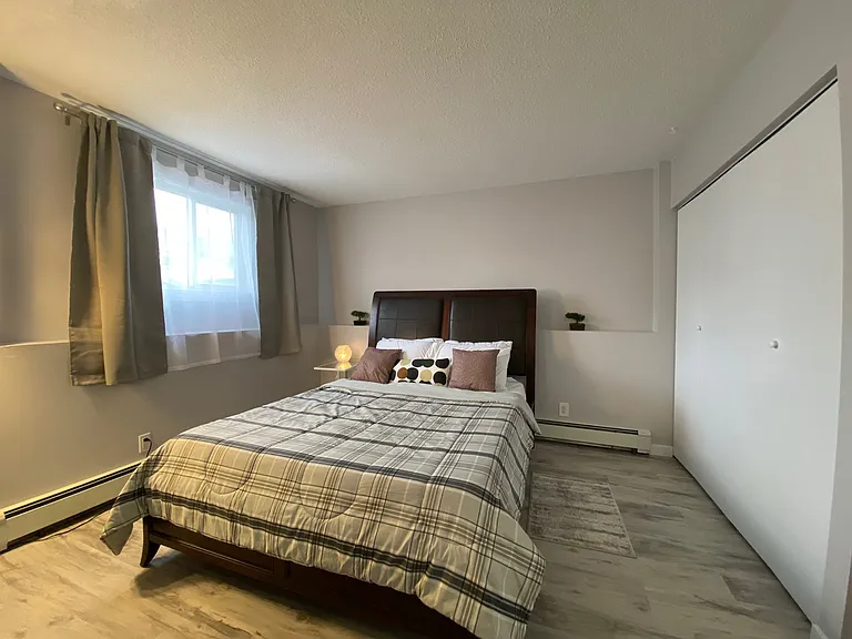 284 Notre Dame St #4 — Photo 7