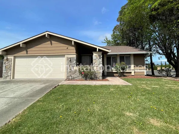 375 Notre Dame Dr, Vallejo, CA 94589