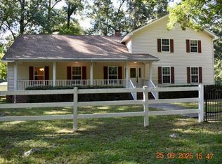 4691 Summit Plantation Rd, Yonges Island, SC 29449