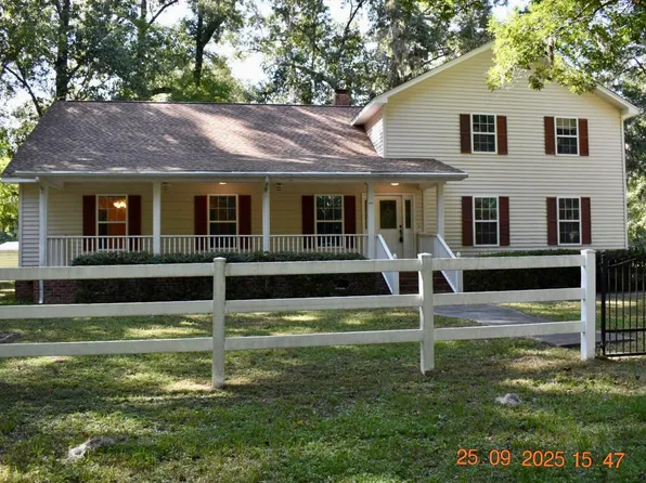 4691 Summit Plantation Rd, Yonges Island, SC 29449
