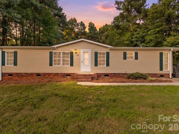 223 Ridge Creek Dr, Troutman, NC 28166