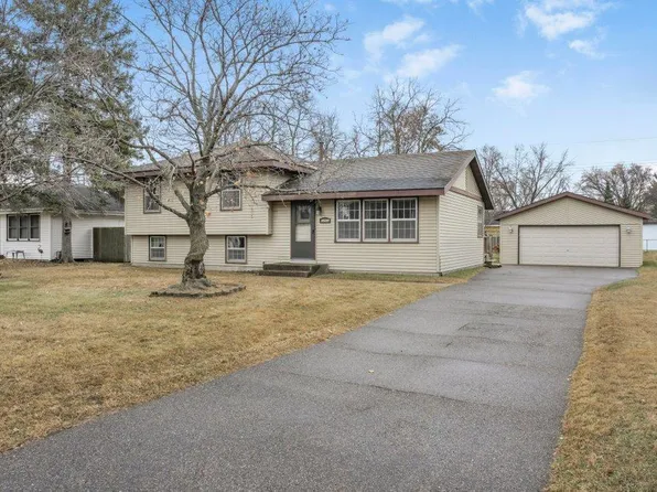 2862 116th Ave NW, Coon Rapids, MN 55433