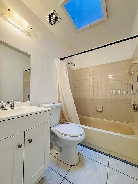 2 bed, 2.0 bath, 875 sqft, $1,600 — Photo 4