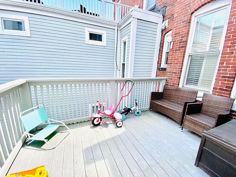 213 Main St #3 — Photo 10