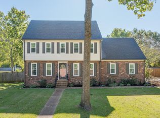 7169 River Reach Rd, Germantown, TN 38138