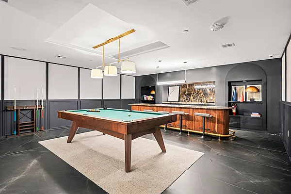 Rented by REAL New York | media 41