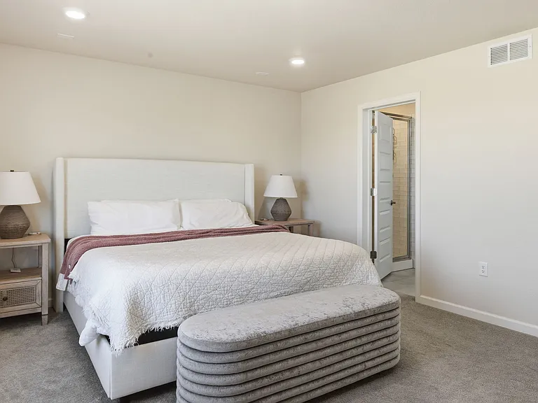 18035 Herrera Dr — Photo 24