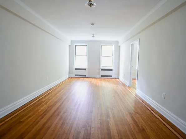 160 East Third Street 2F image 2 of 33