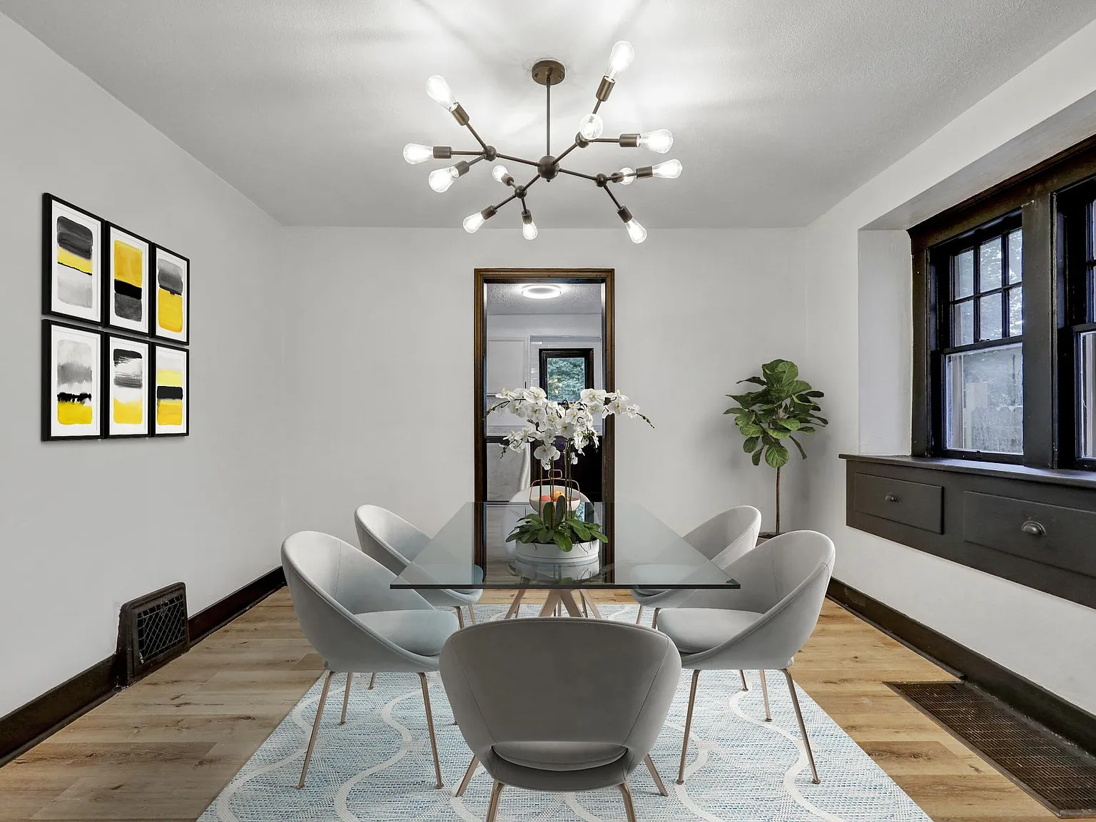 3 bed, 2100 sqft, $1,690 — Photo 3