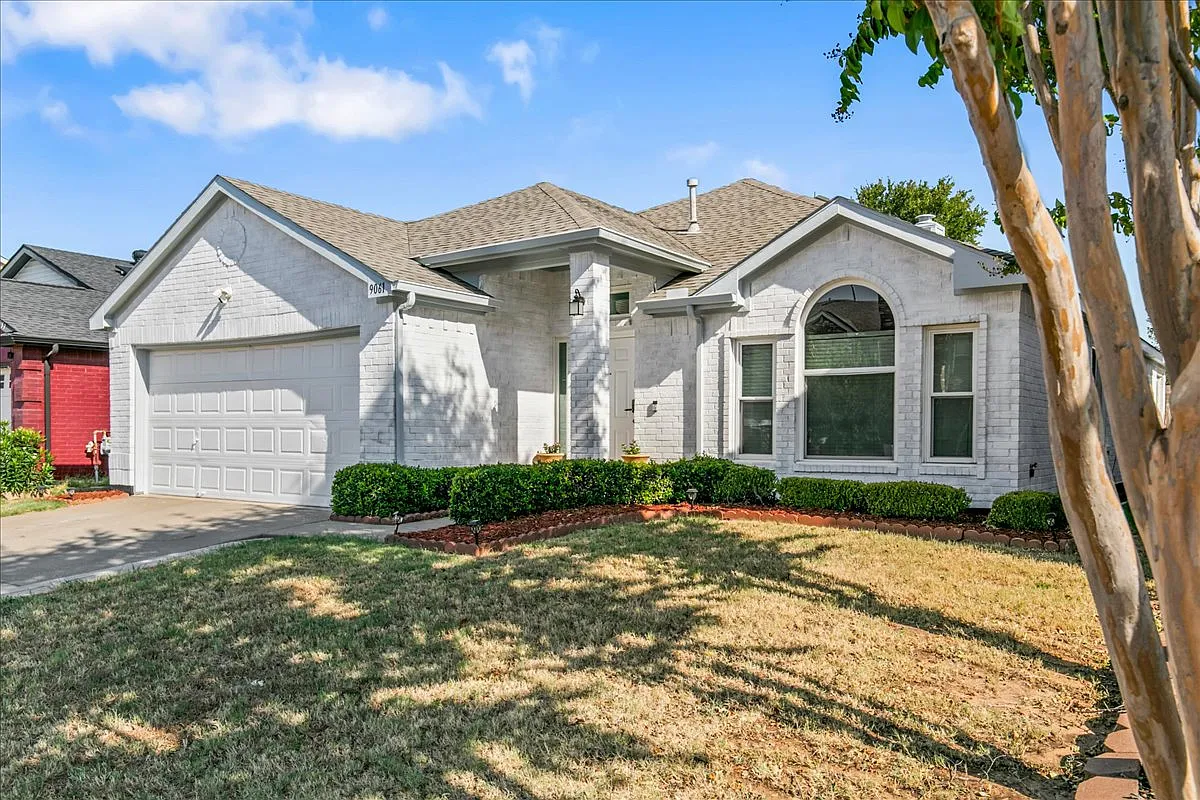 3 bed, 1780 sqft, $2,350 — Photo 4