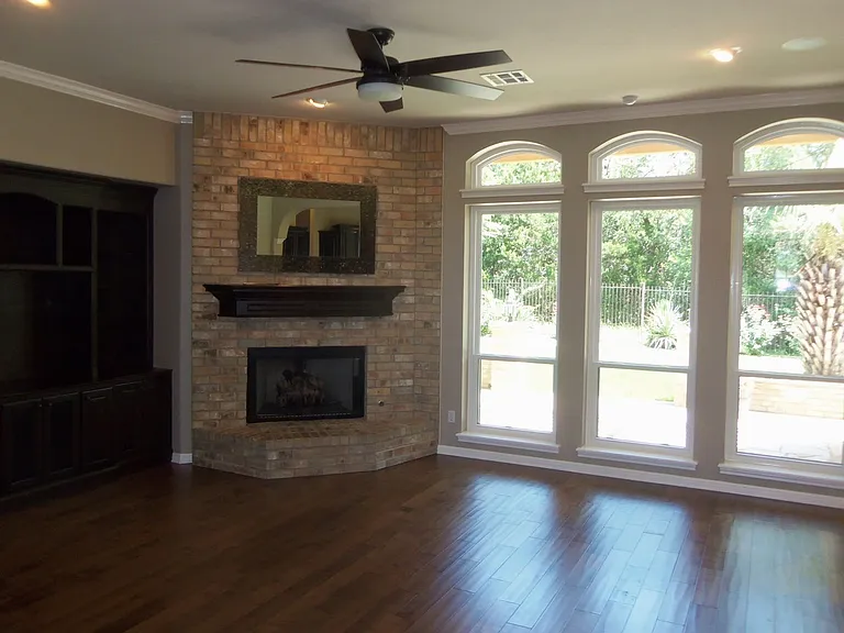 3909 Mitchell Cv — Photo 12