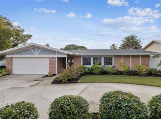 3838 McKay Creek Dr, Largo, FL 33770