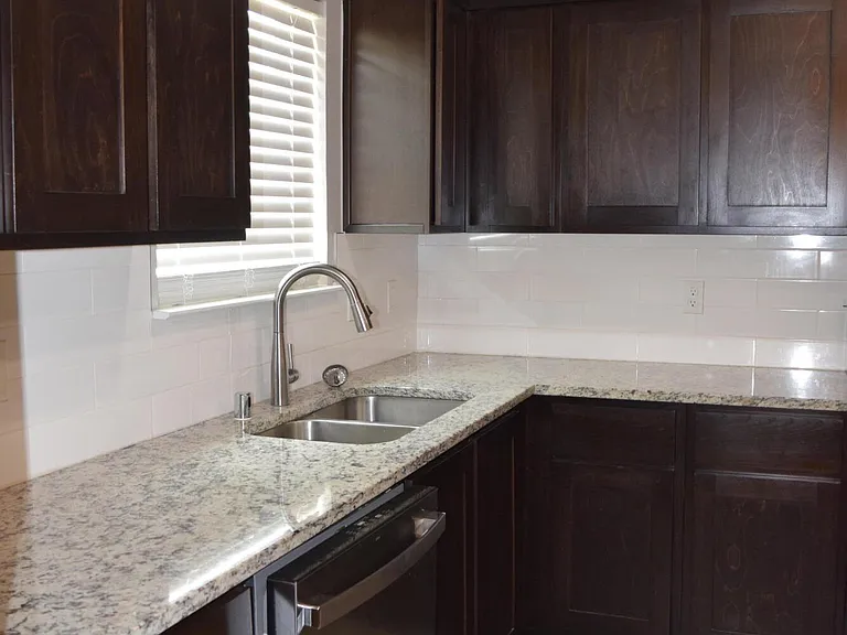 355 Sol Ct — Photo 21
