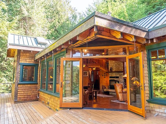 2nd image of 8807 Ainslie Point Rd