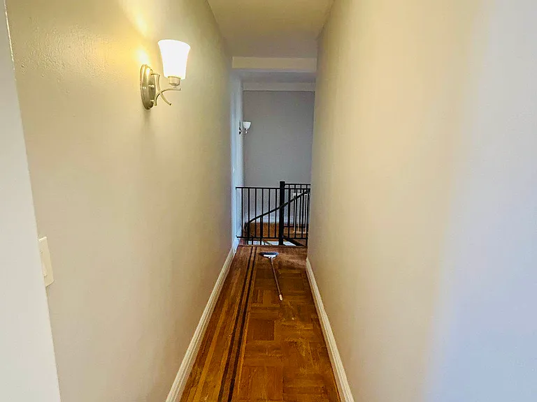 133 W 71st St #7C8C — Photo 22