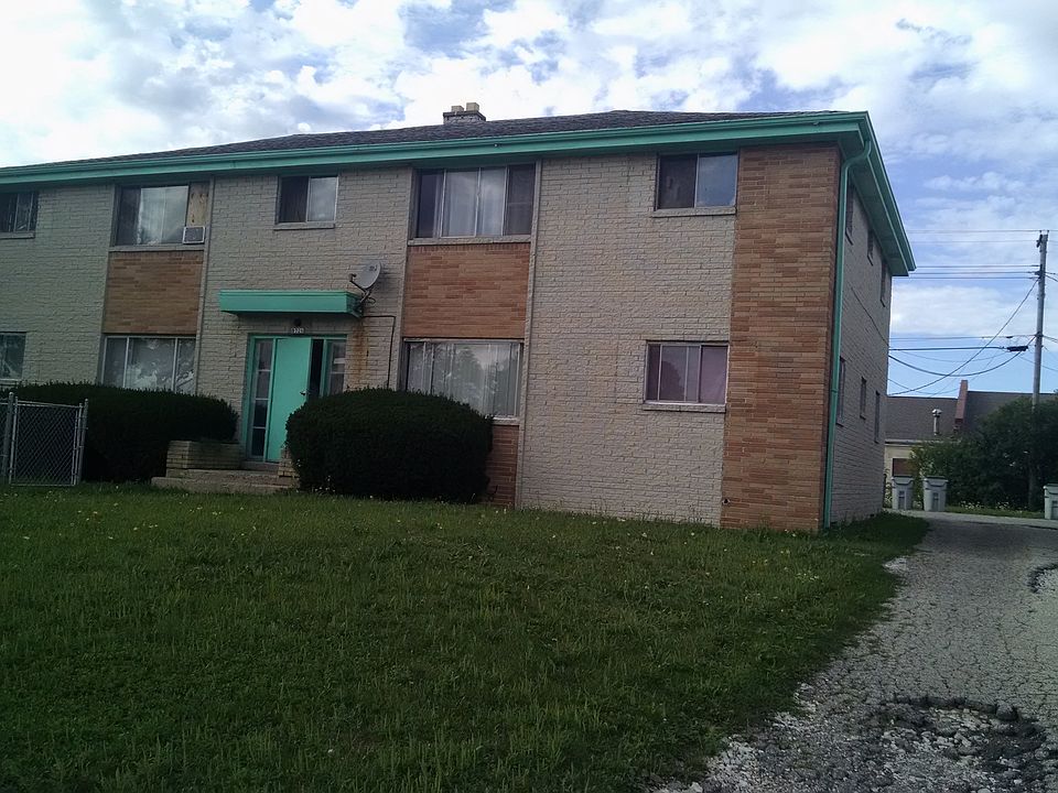 1st image of 8726 W Carmen Ave