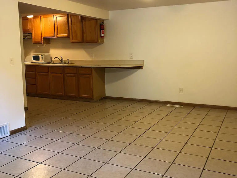 1510 Knollwood Ave — Photo 13