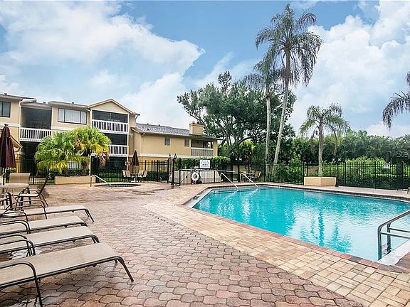 3rd image of 1550 S Belcher Rd APT 421