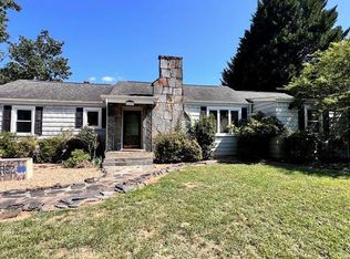 1107 Mulberry Rd, Martinsville, VA 24112