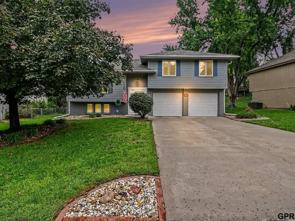 1005 Overland Trl, Papillion, NE 68046
