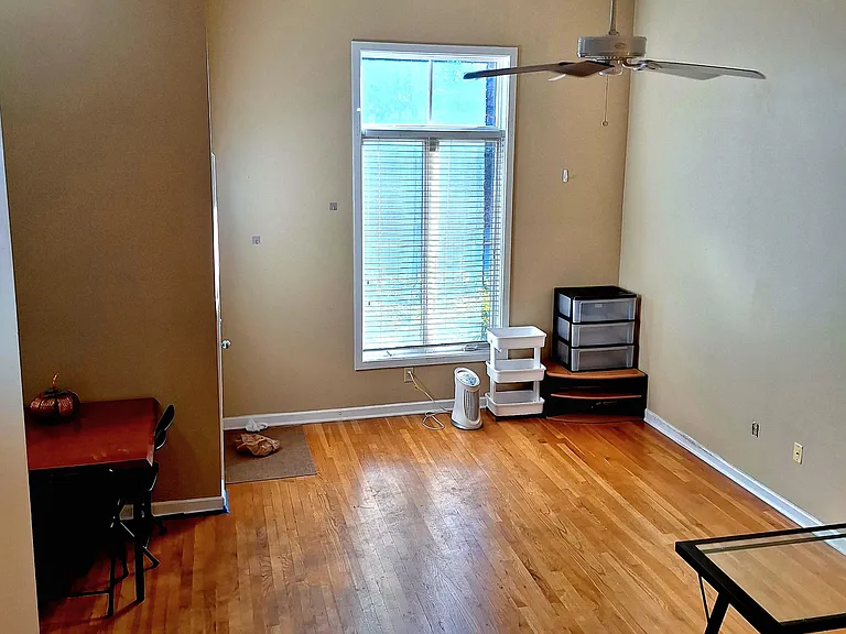 401 10th St NW #C109 — Photo 3