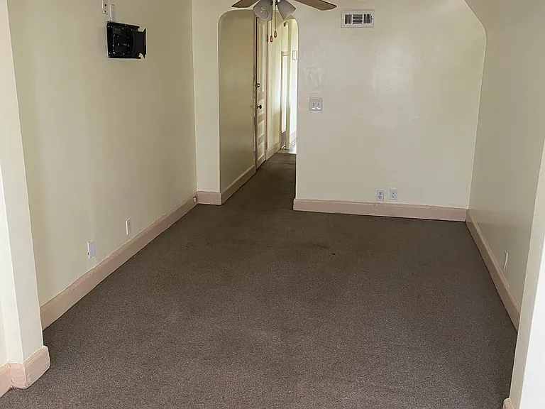 835 Humboldt Pkwy #3B — Photo 11