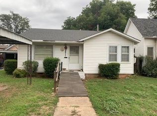 423 W Jeff, Mangum, OK 73554