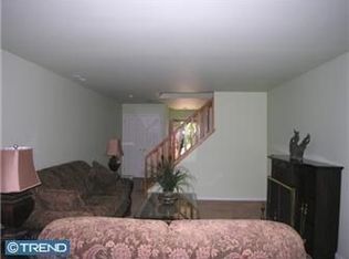 233 Ballytore Ct, Yardley, PA
