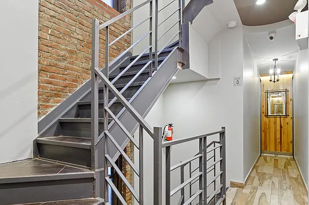 Rented by Safdie Realty Group | media 38