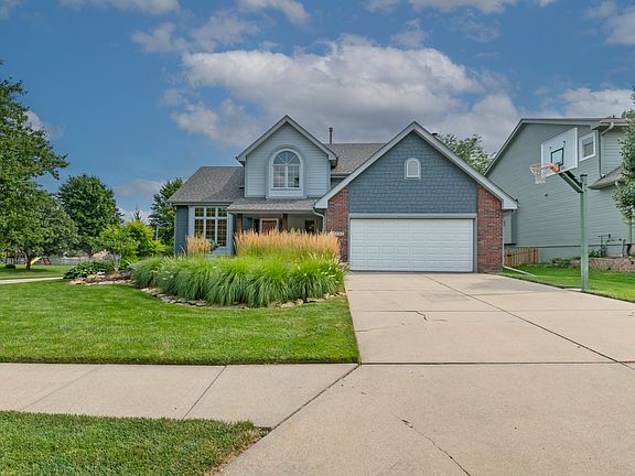 Front yard and House