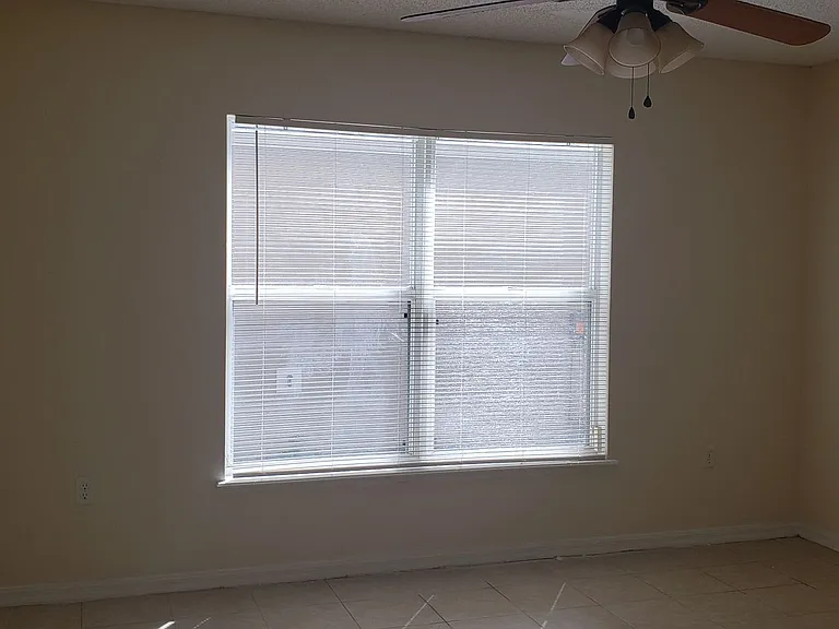 274 Curtis Ave — Photo 9