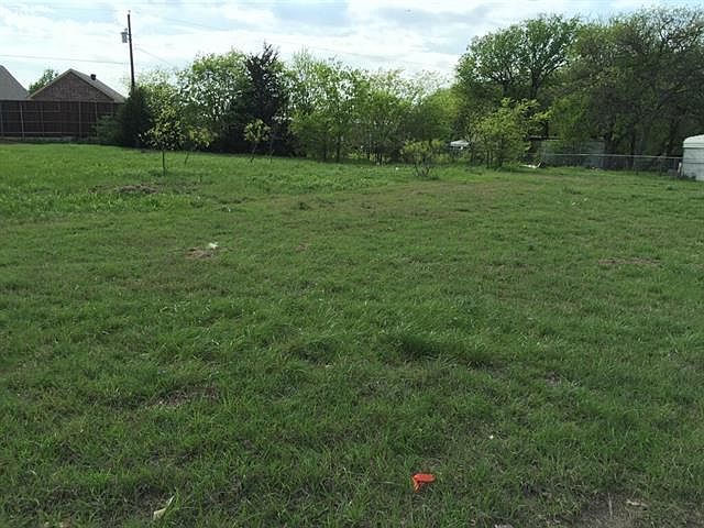 1st image of 5937 Crestwood Pl