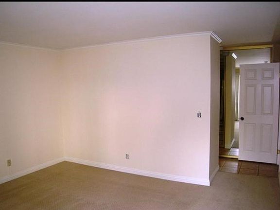 Master Bedroom (View 1)