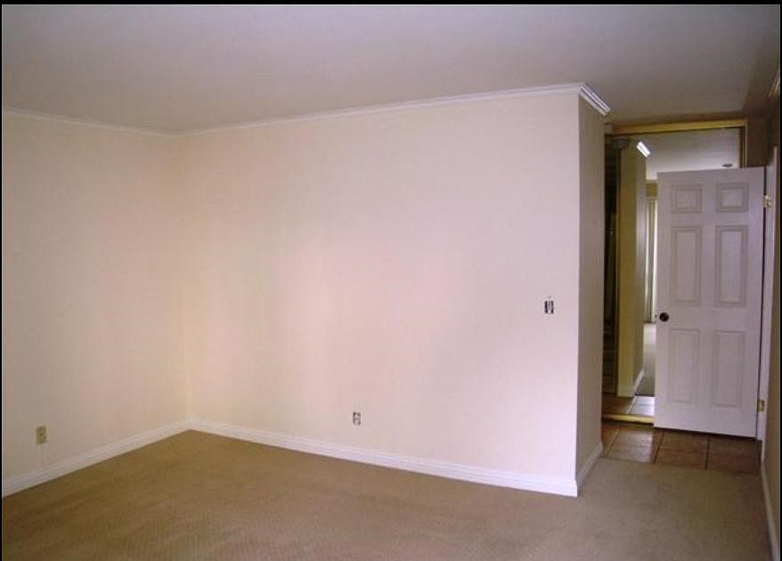 Master Bedroom (View 1)
