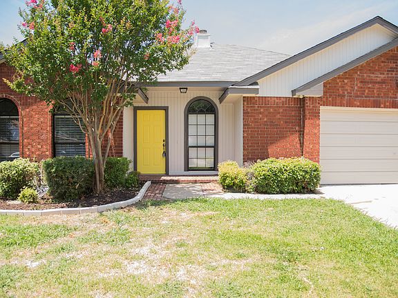 2nd image of 6613 Summer Hill Ln