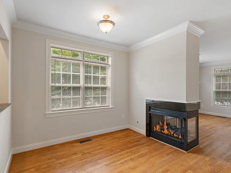 3428 Wilson Blvd — Photo 12