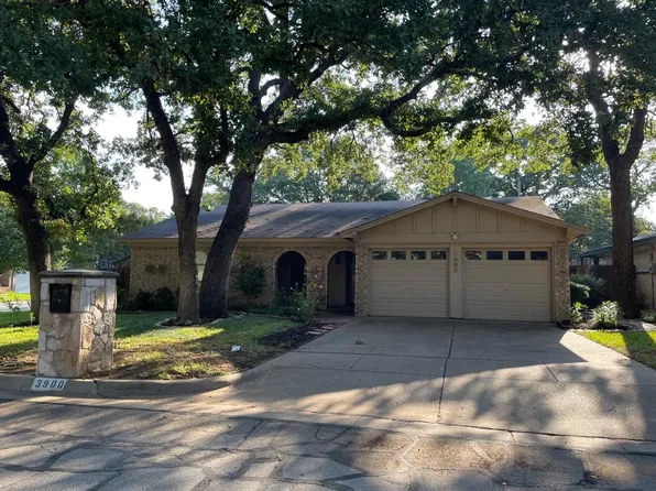 3900 Woodruff Ct, Arlington, TX 76017