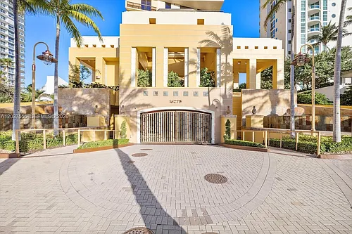 16275 Collins Ave #502 Photo 1