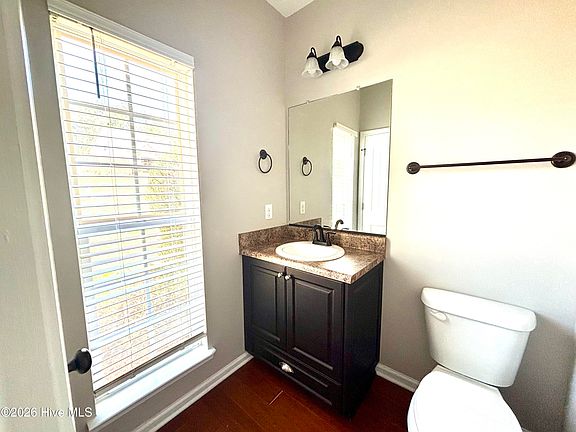 5th image of 1426 Collins Dr